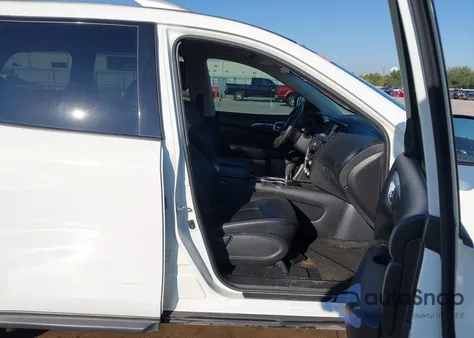 2017 Nissan Pathfinder S из США, поврежденный, VIN 5N1DR2MN8HC673357